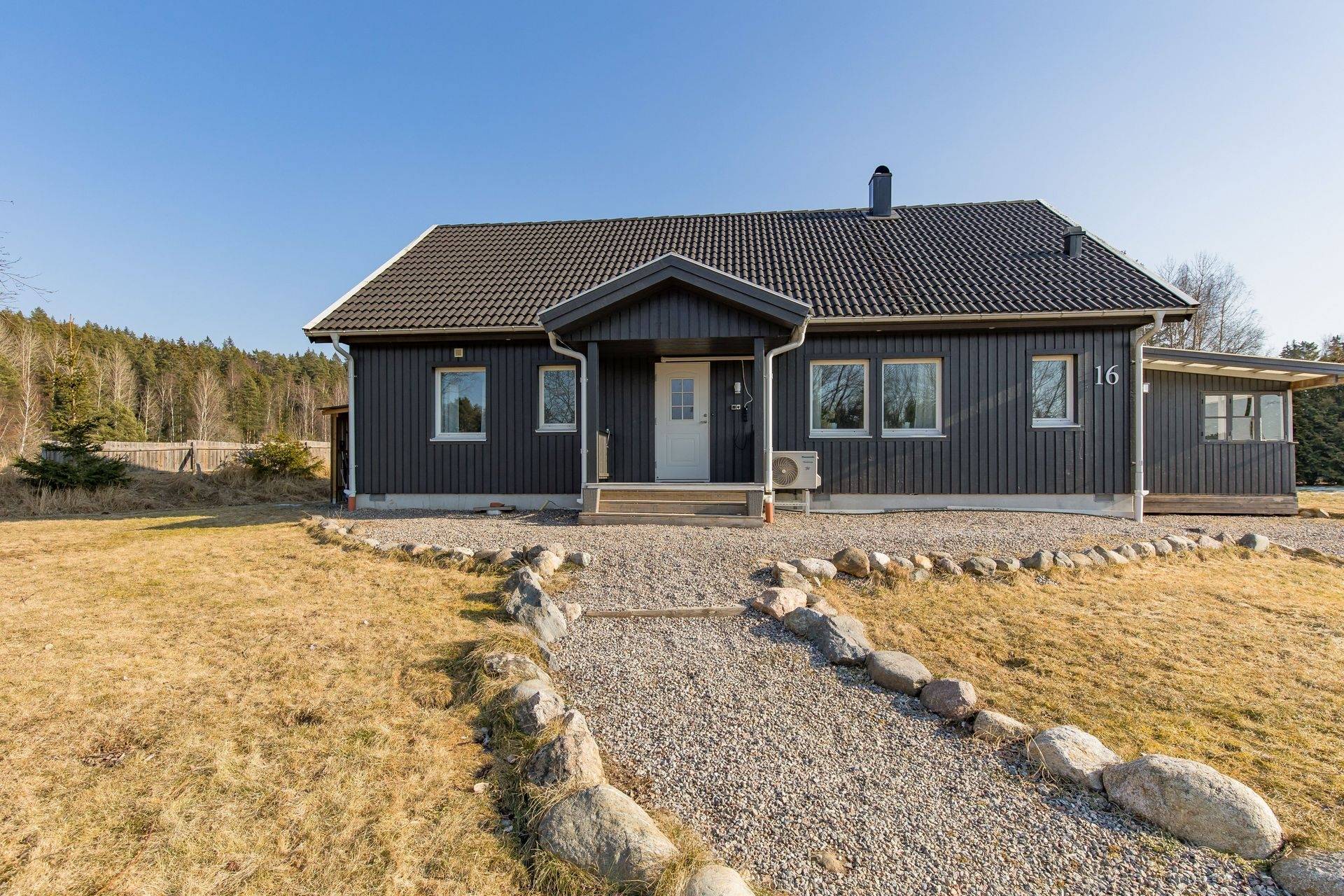 4 rum Villa på Sandlycke 16 Grundbro Strängnäs kommun - bild 49