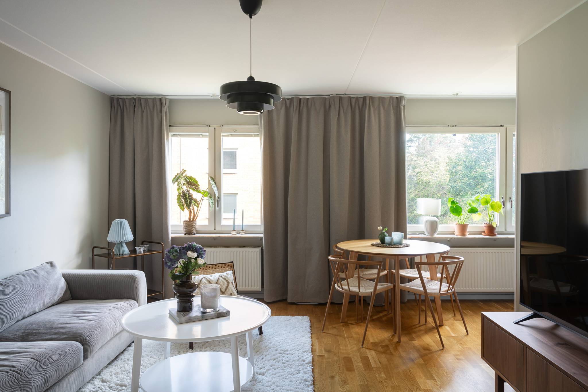 1 rum lägenhet på Bävervägen 44 Bromma - Abrahamsberg, Stockholms kommun - bild 1