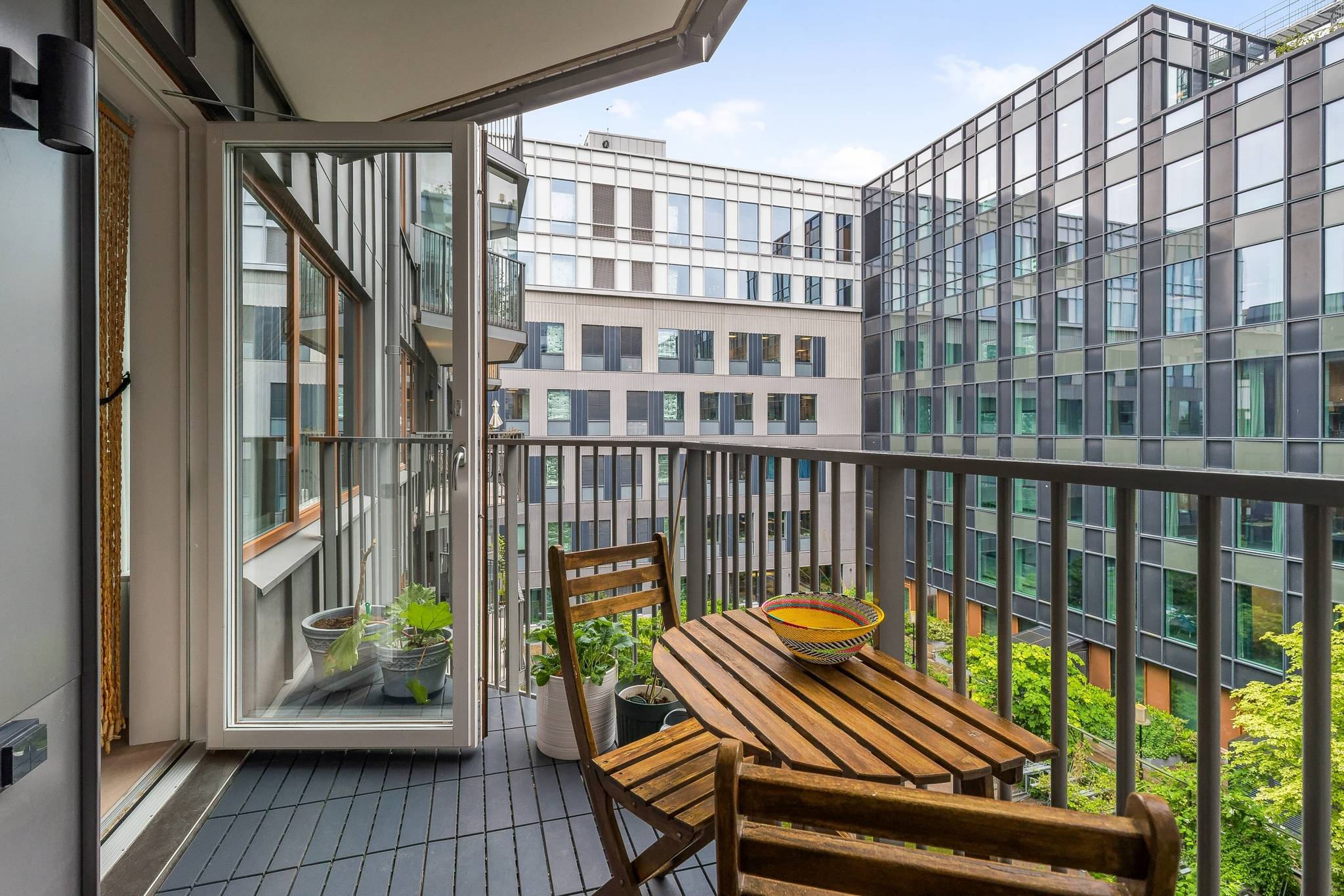 3 rum lägenhet på Slåttervägen 6 Ulriksdal, Solna kommun - bild 1