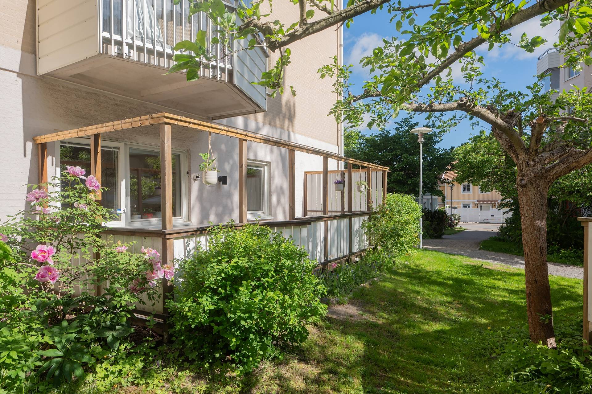 3 rum lägenhet på Lillhagsvägen 8 Älvsjöbadet, Stockholms kommun - bild 2