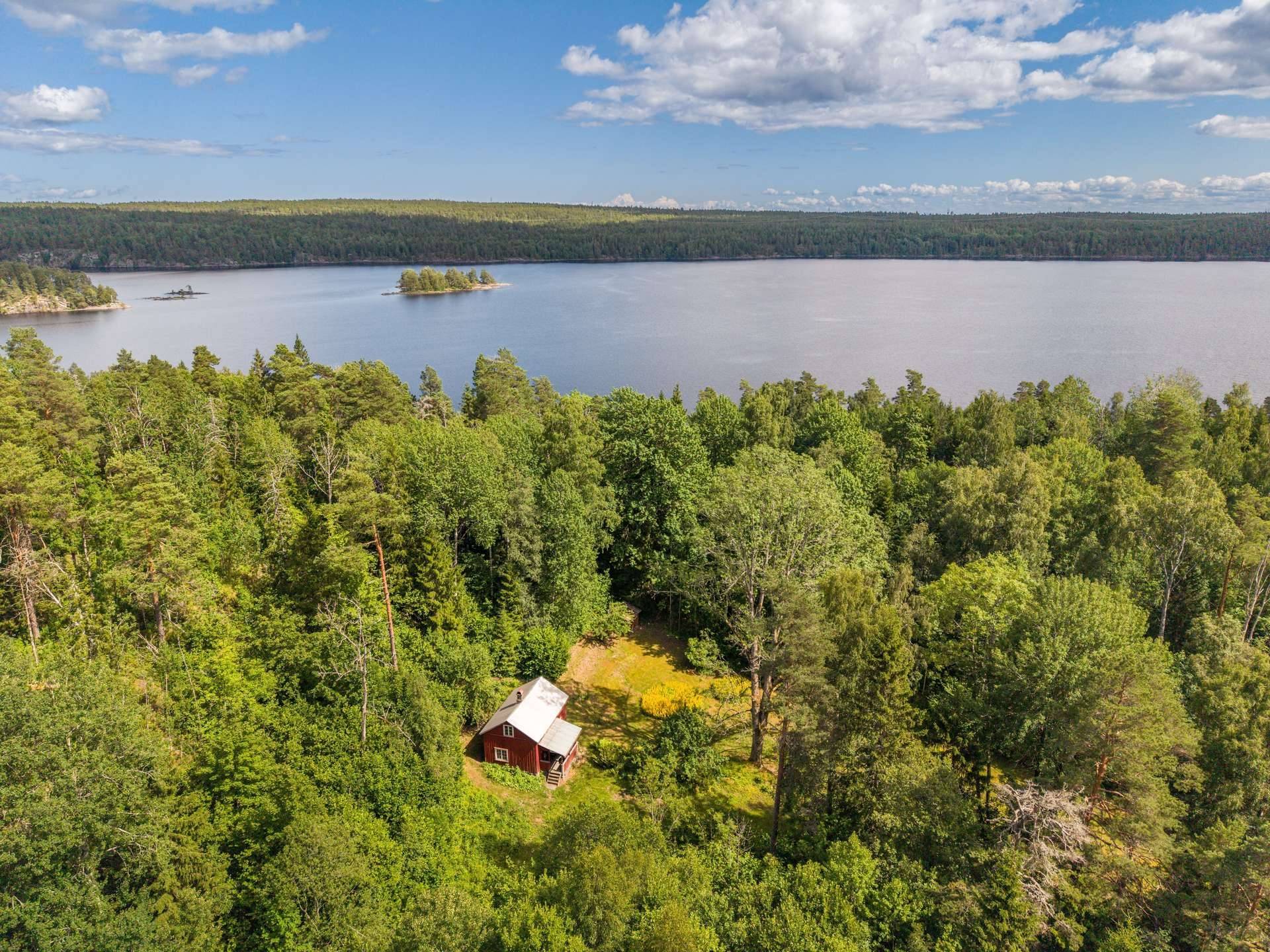 Gård med jordbruk på Jonstorp i Dalskog Melleruds kommun - bild 2