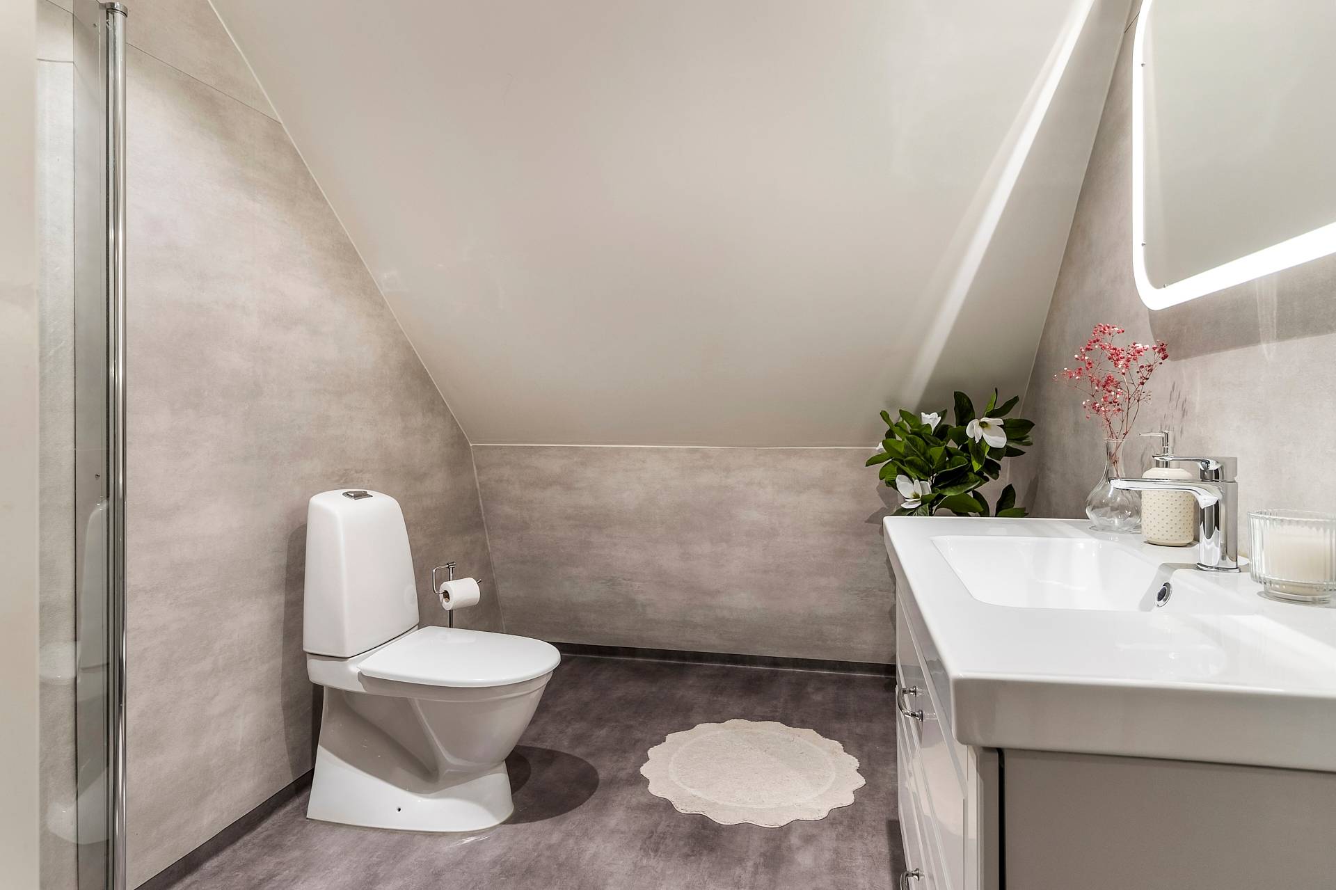 5 rum Villa på Bäckgatan 4 Runna Kungsörs kommun - bild 28
