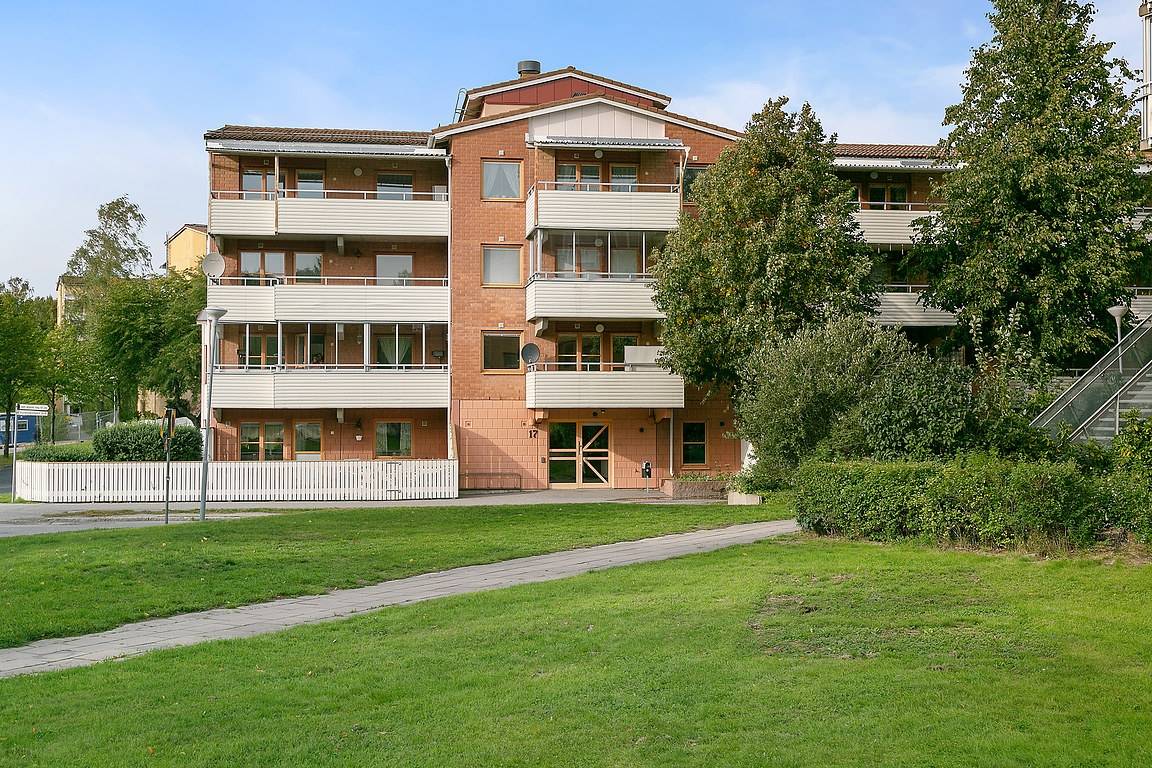 3 rum Lägenhet på Vatt-Annas väg 17 Lina Hage Södertälje kommun - bild 17