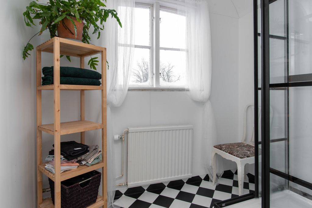 5 rum Villa på Östra Rännevallen 23 Innerstaden Vadstena Vadstena kommun - bild 19