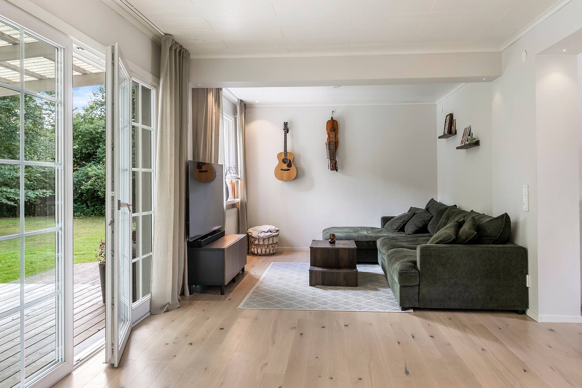 5 rum Villa på Bäckgatan 4 Runna Kungsörs kommun - bild 16