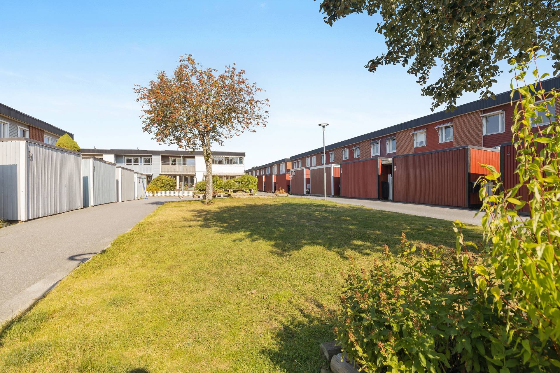 5 rum Radhus på Kakelstigen 16 Kungsängen Upplands-Bro kommun - bild 32