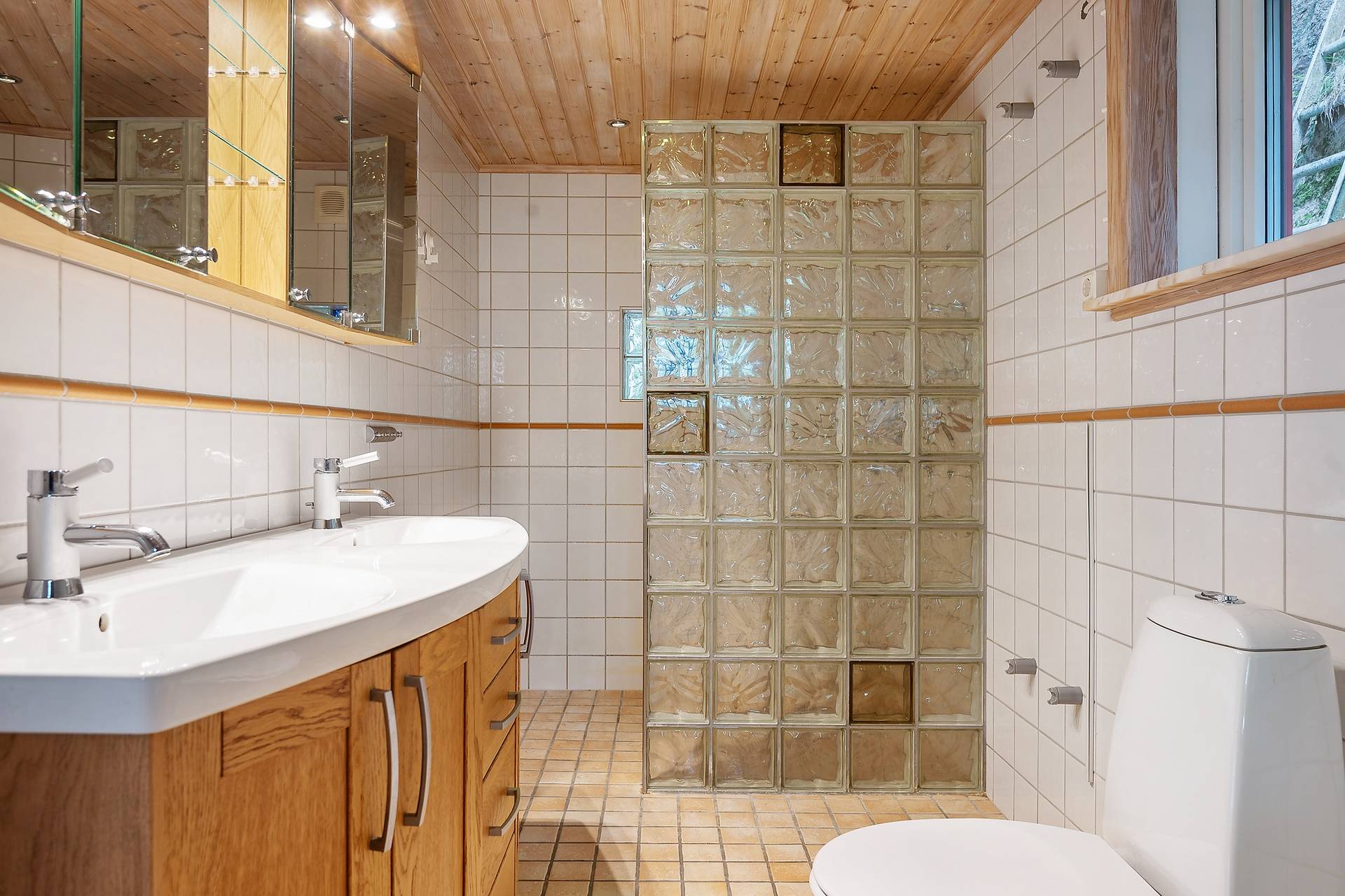 4 rum Villa på Lerbäck 1 Stensjö Sotenäs kommun - bild 13