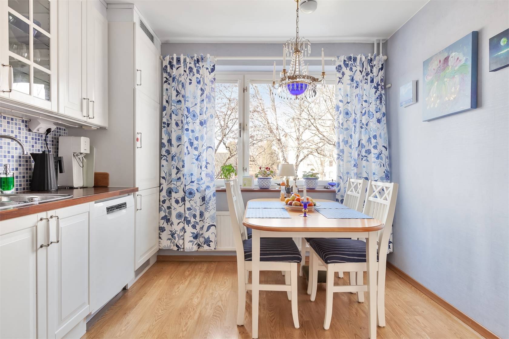 6 rum Radhus på Gamla Södertäljevägen 149C Segeltorp Huddinge kommun - bild 14