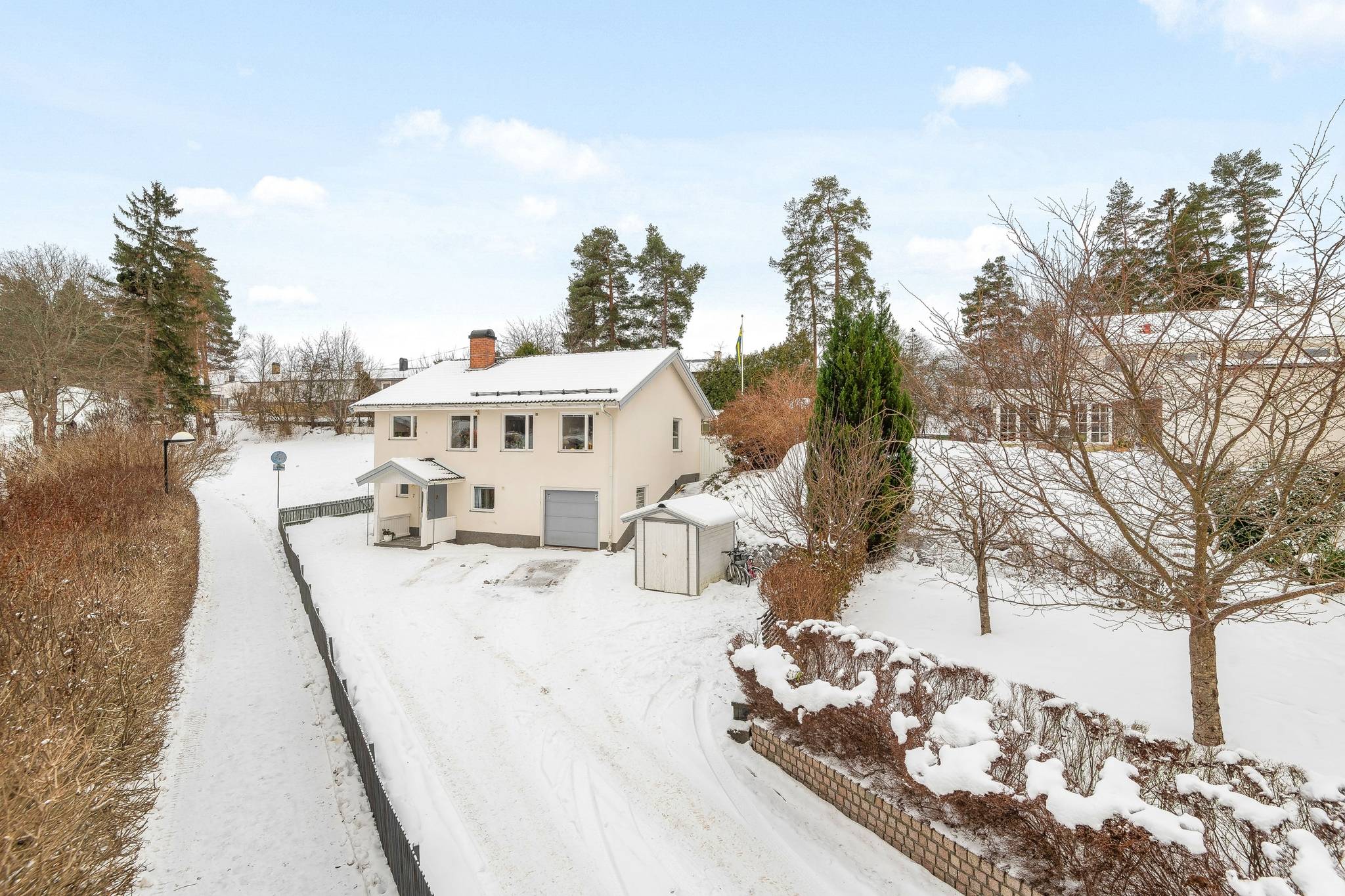 6 rum Villa på Markviksvägen 7 Hässelby Södra Villastad Stockholms kommun - bild 2
