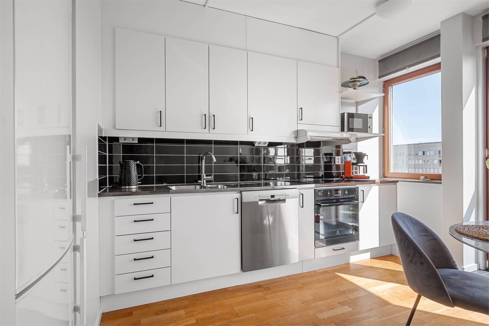 2 rum Lägenhet på Östersundsgatan 7, vån 9 Vällingby Parkstad / Råcksta Stockholms kommun - bild 11