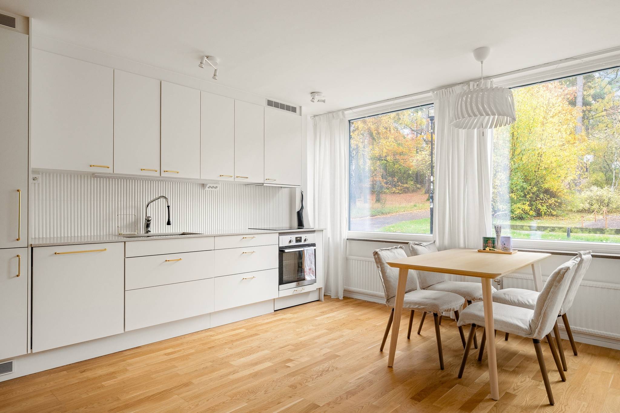 2 rum Lägenhet på Infanterigatan 23 Västra Skogen Solna kommun - bild 2