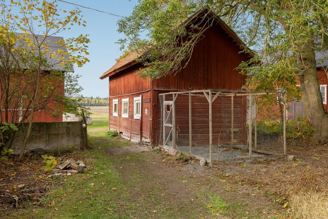 9 rum Gård utan jordbruk på Boglösa Svallby 5 Enköping Enköpings kommun - bild 77