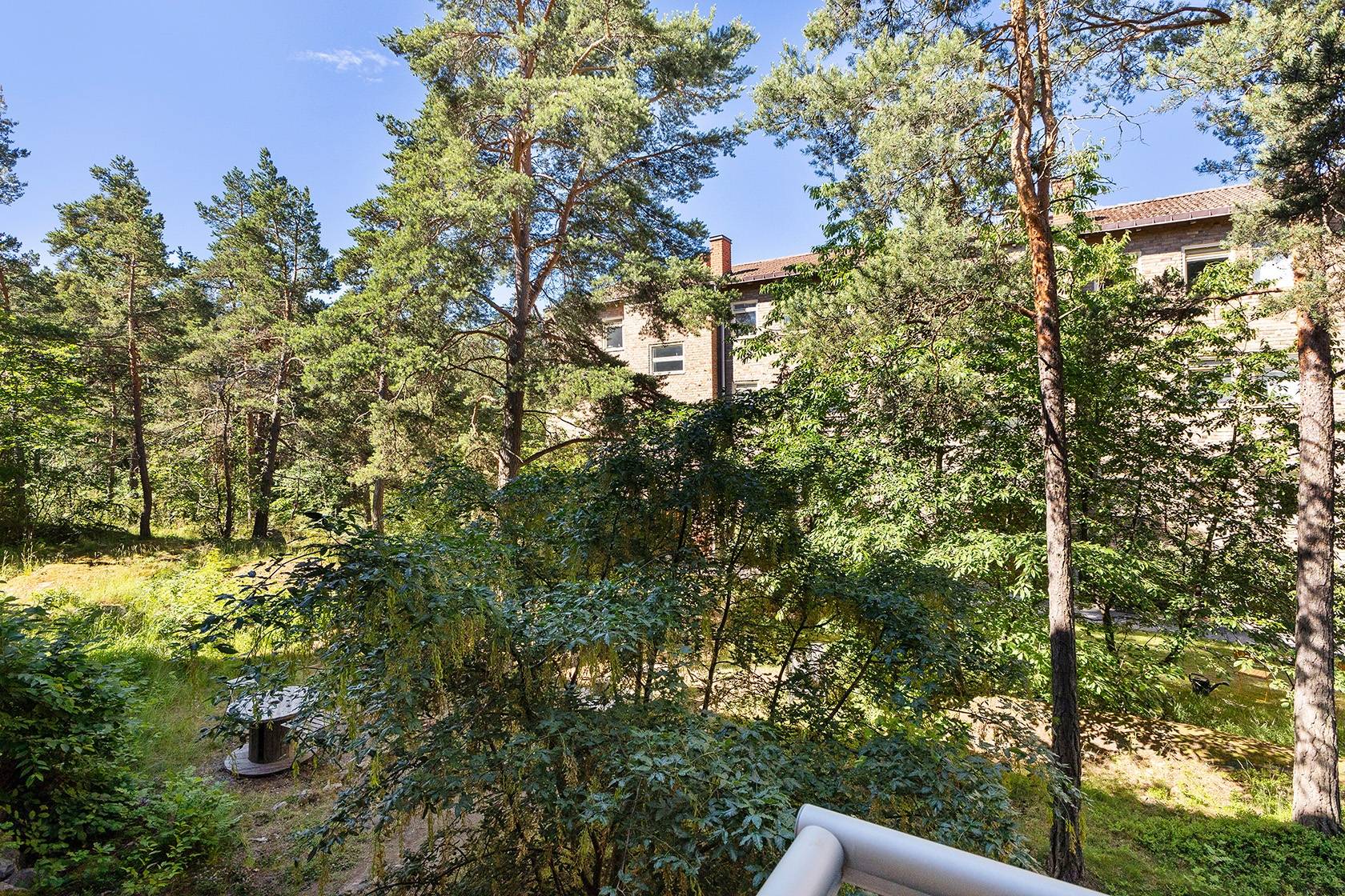 2 rum Lägenhet på Gustav III:s väg 37 Abrahamsberg Stockholms kommun - bild 2