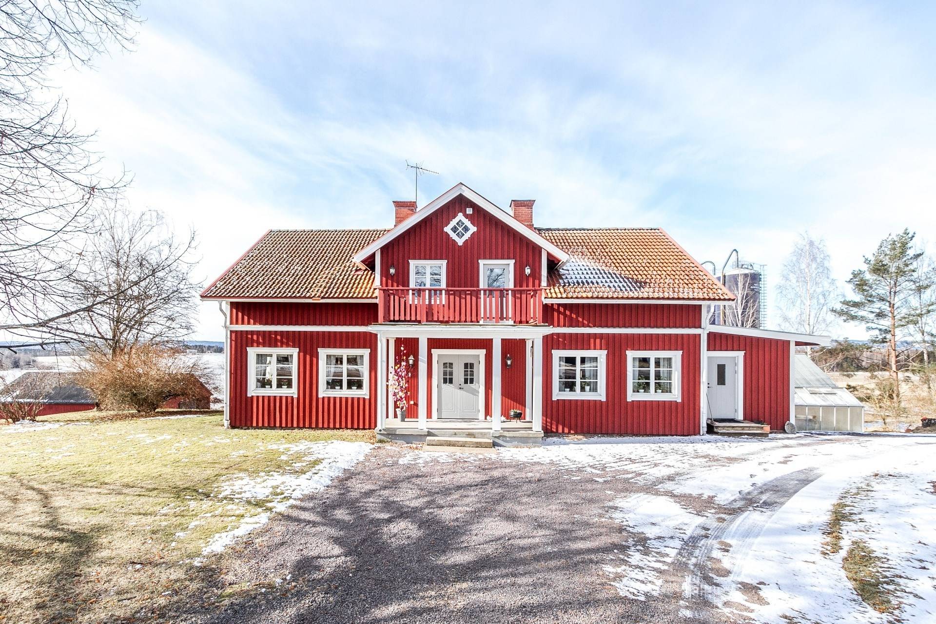 7 rum Gård/skog på Där Väst i Högberg Sunne kommun - bild 2