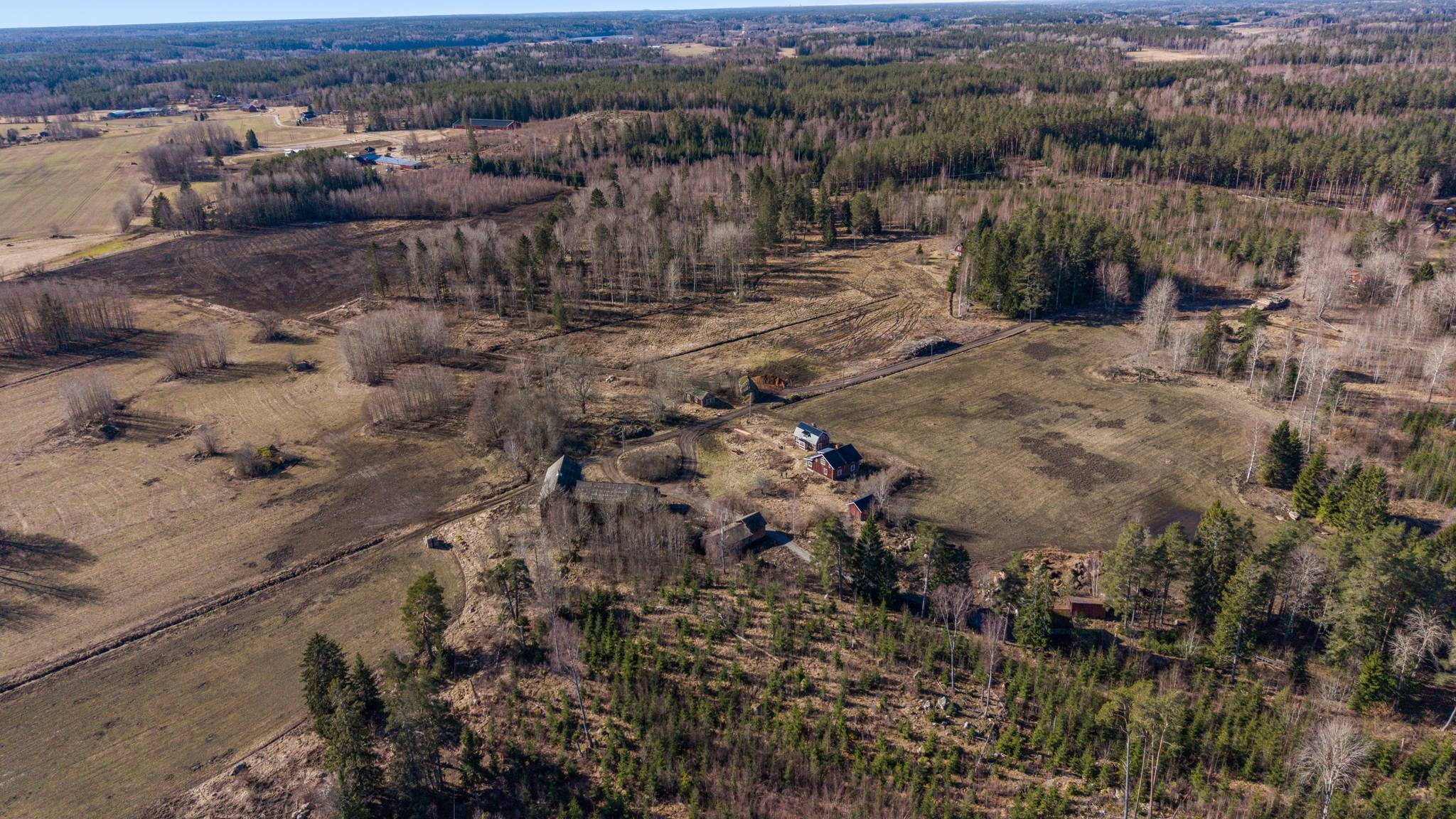 5 rum Gård med jordbruk på Finnbyvägen 95 och 97 Finnby Norrtälje kommun - bild 8
