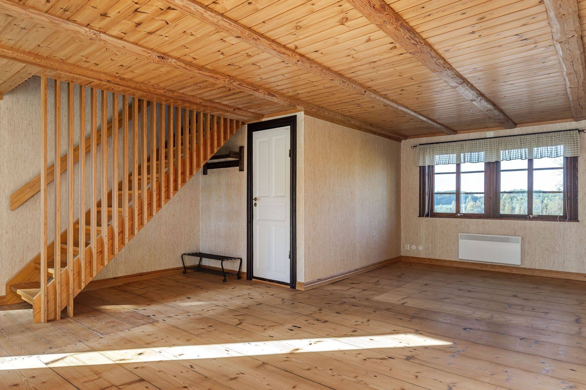Gård med jordbruk på Vallingedal Nedergård Vallingedal Kinda kommun - bild 64