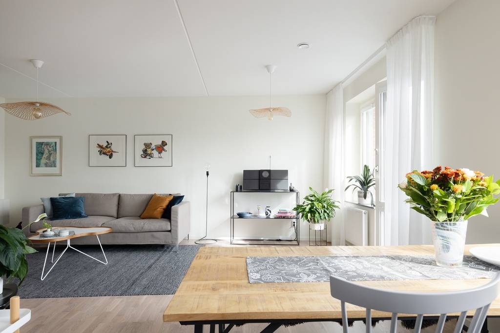 4 rum Lägenhet på Tellusborgsvägen 42, vån 4/4 Midsommarkransen Stockholms kommun - bild 4
