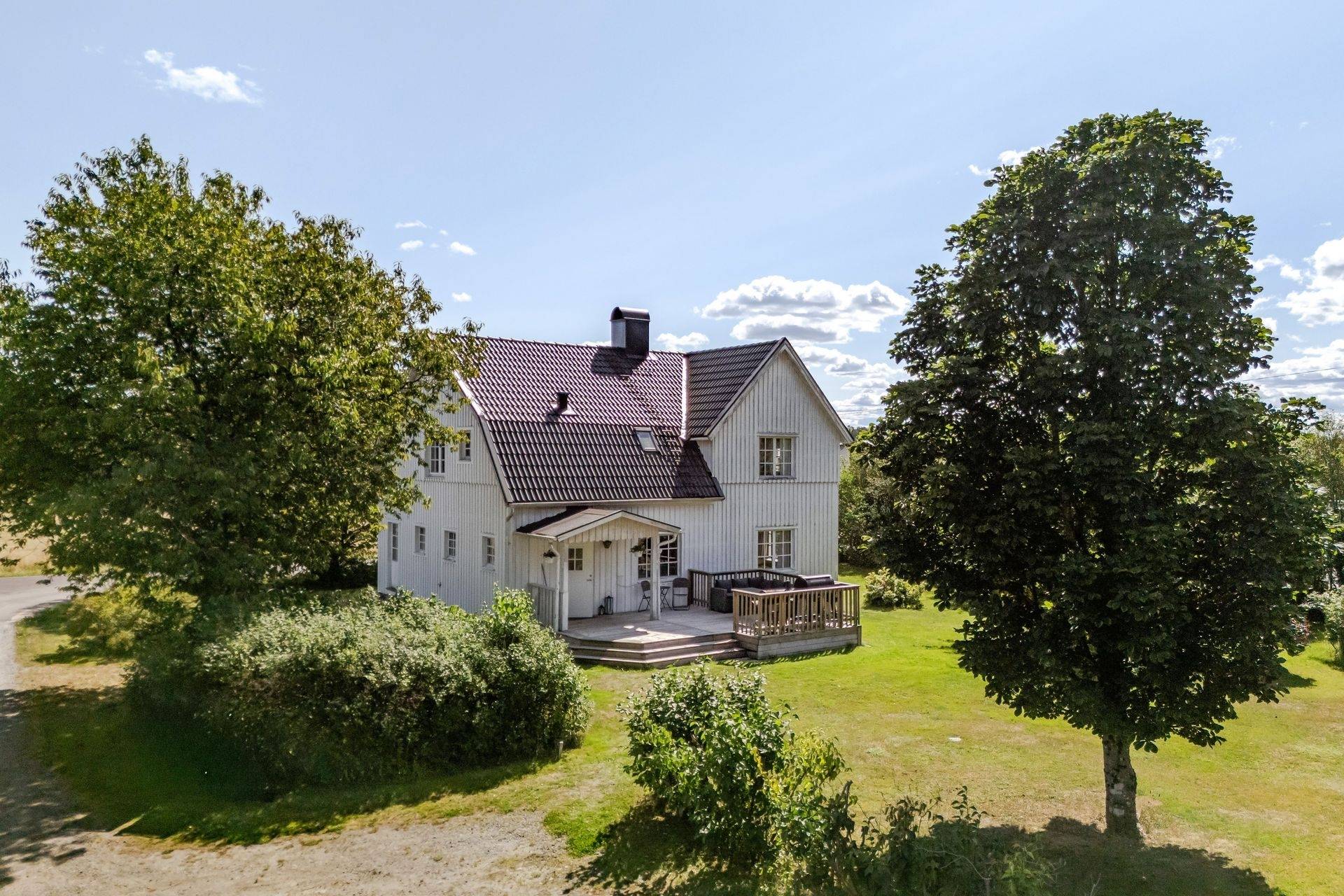 6 rum villa på Karlsbergsvägen 1 Fritsla, Marks kommun - bild 1