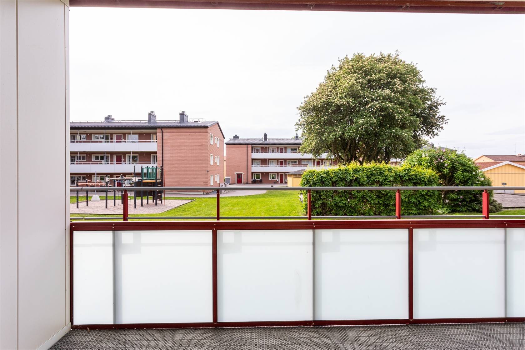 2 rum Lägenhet på Hagavägen 8 C Köpings kommun - bild 3