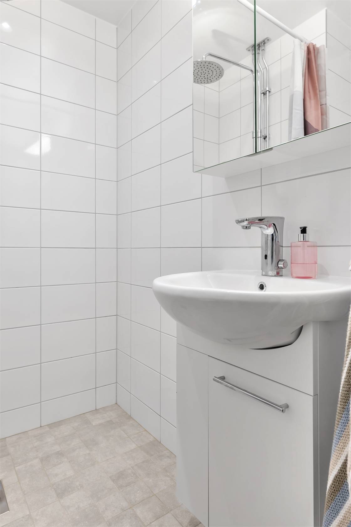 3 rum Lägenhet på Njupkärrsvägen 46, vån 2 av 2 Centrala Tyresö Tyresö kommun - bild 12