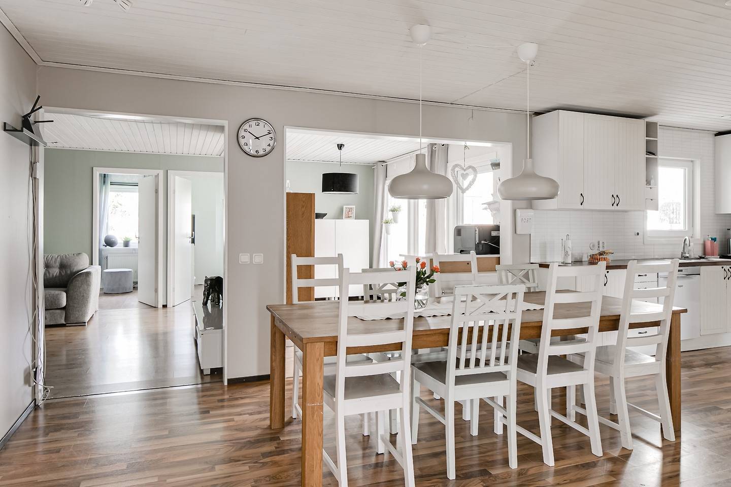 8 rum Villa på Banvägen 7 Moholm Töreboda kommun - bild 32