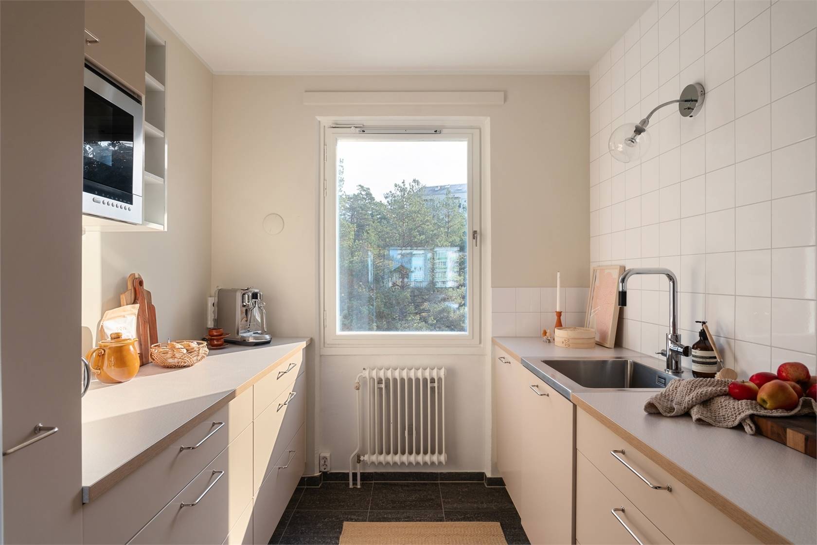 3 rum lägenhet på Harpsundsvägen 95, vån 2 av 3 Högdalen, Stockholms kommun - bild 2