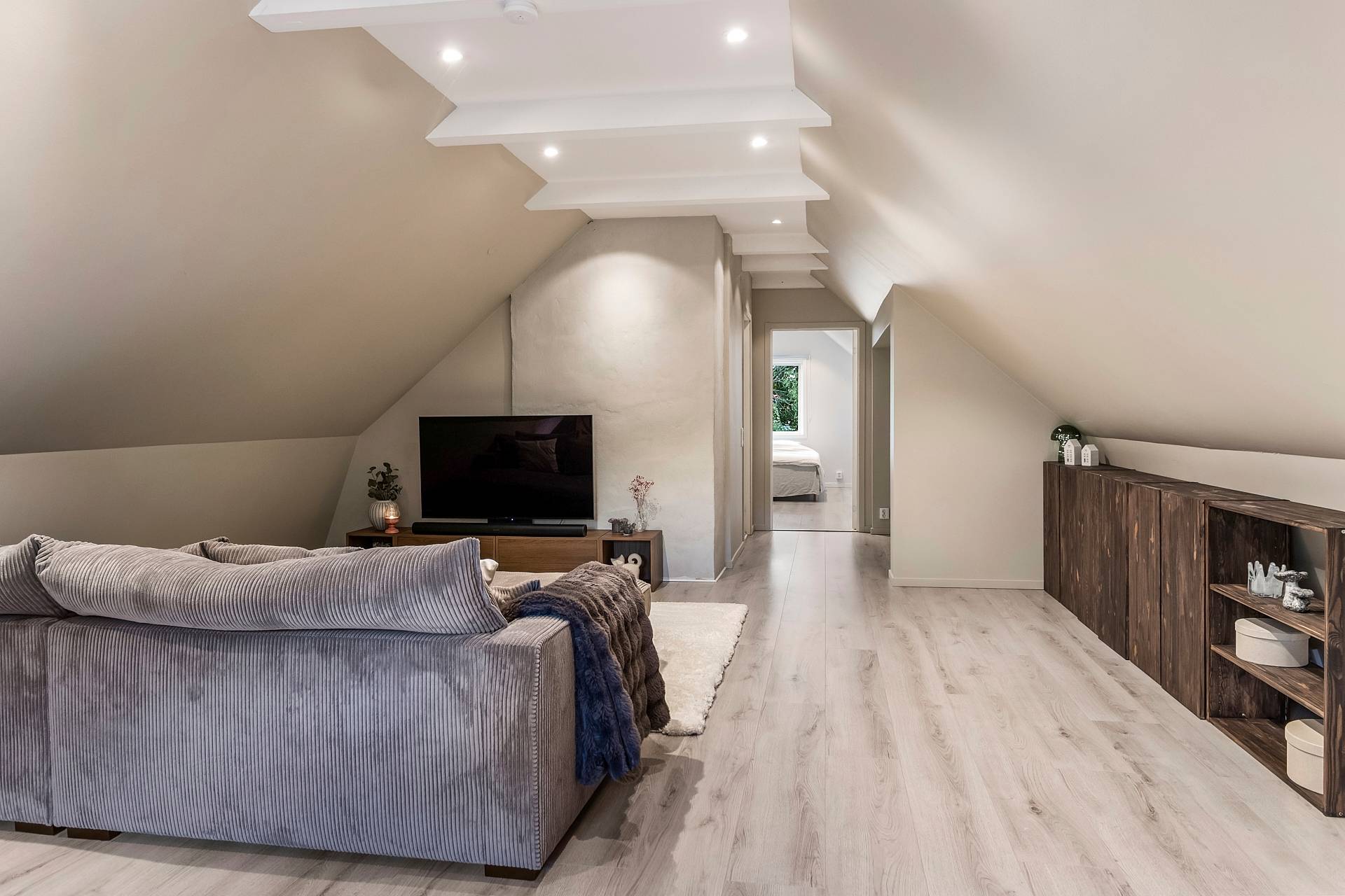 5 rum Villa på Bäckgatan 4 Runna Kungsörs kommun - bild 25