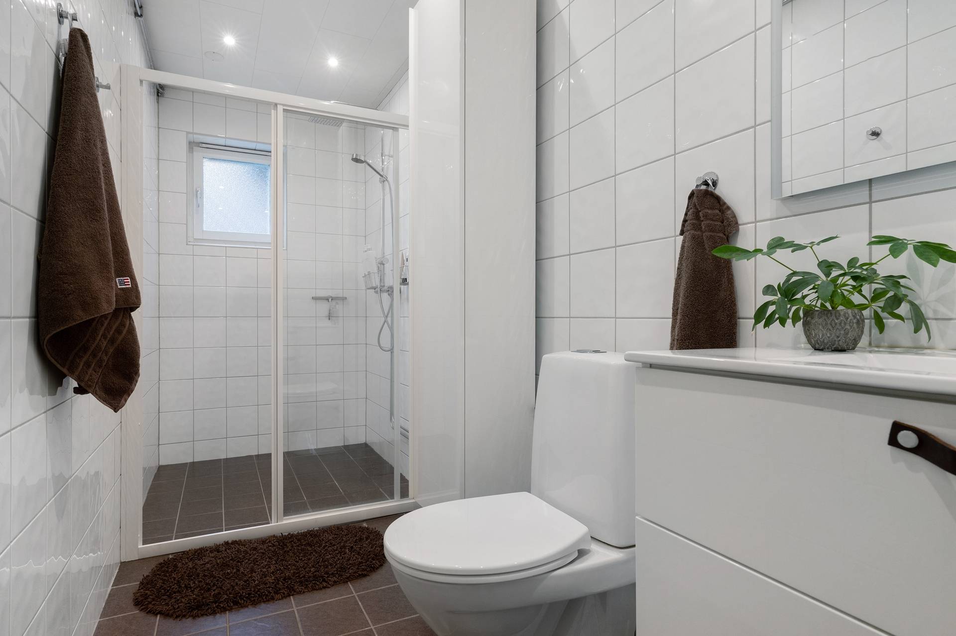 5 rum Lägenhet på Skomakargatan 9 Centralt Gävle kommun - bild 44