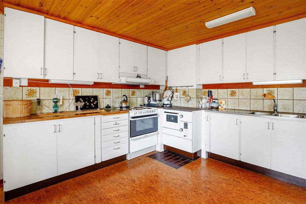 6 rum Gård/skog på Byn 457 Gnarp Nordanstigs kommun - bild 6
