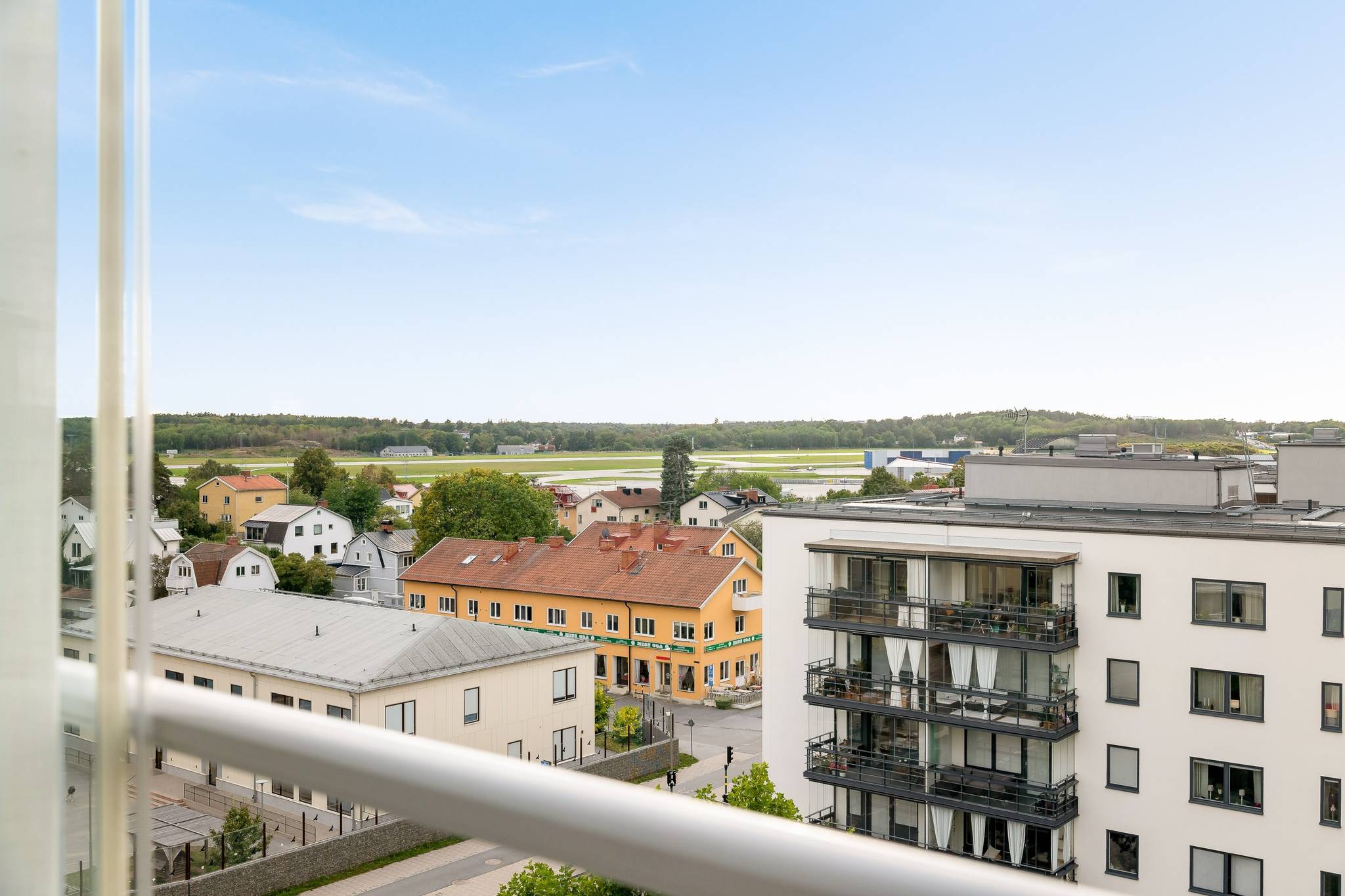 3 rum lägenhet på Mariehällstorget 6, 6tr. Bromma / Annedal, Stockholms kommun - bild 2