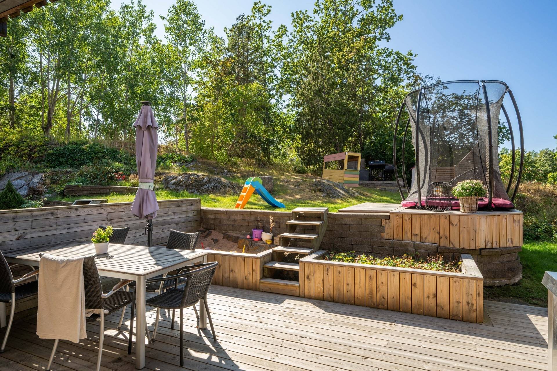 5 rum radhus på Barytonvägen 25 Drevviksstrand, Huddinge kommun - bild 1