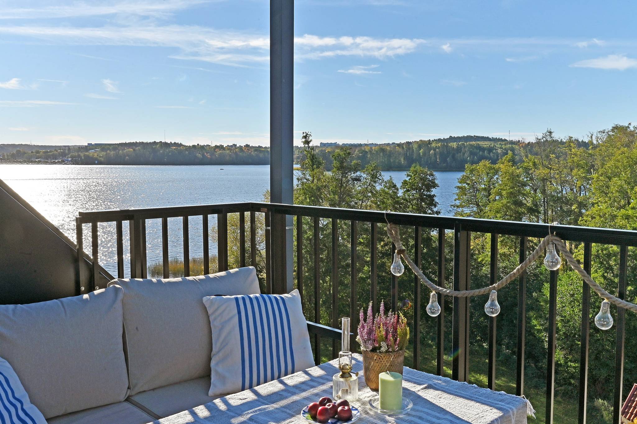 5 rum Lägenhet på Mjölnarvägen 23 Jungfrusund Ekerö kommun - bild 1