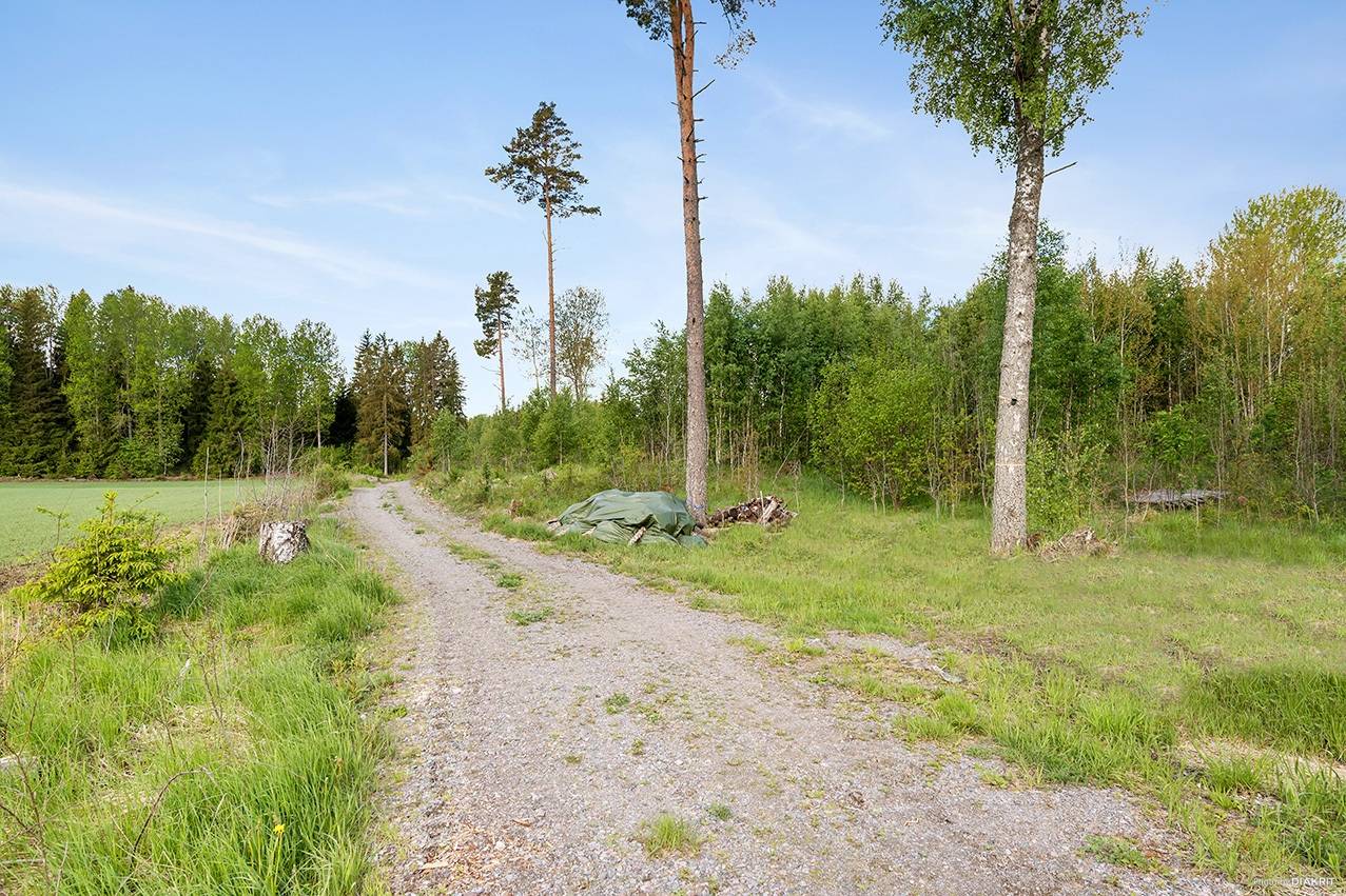 Tomt på Velända 10:2 Och 10:3 Norrtälje kommun - bild 4