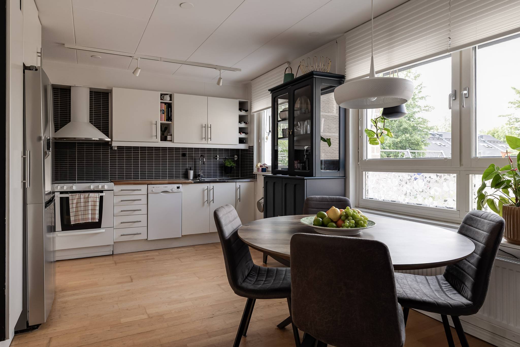 4 rum radhus på Apelvägen 127A Gamla Hjärsta, Örebro kommun - bild 5