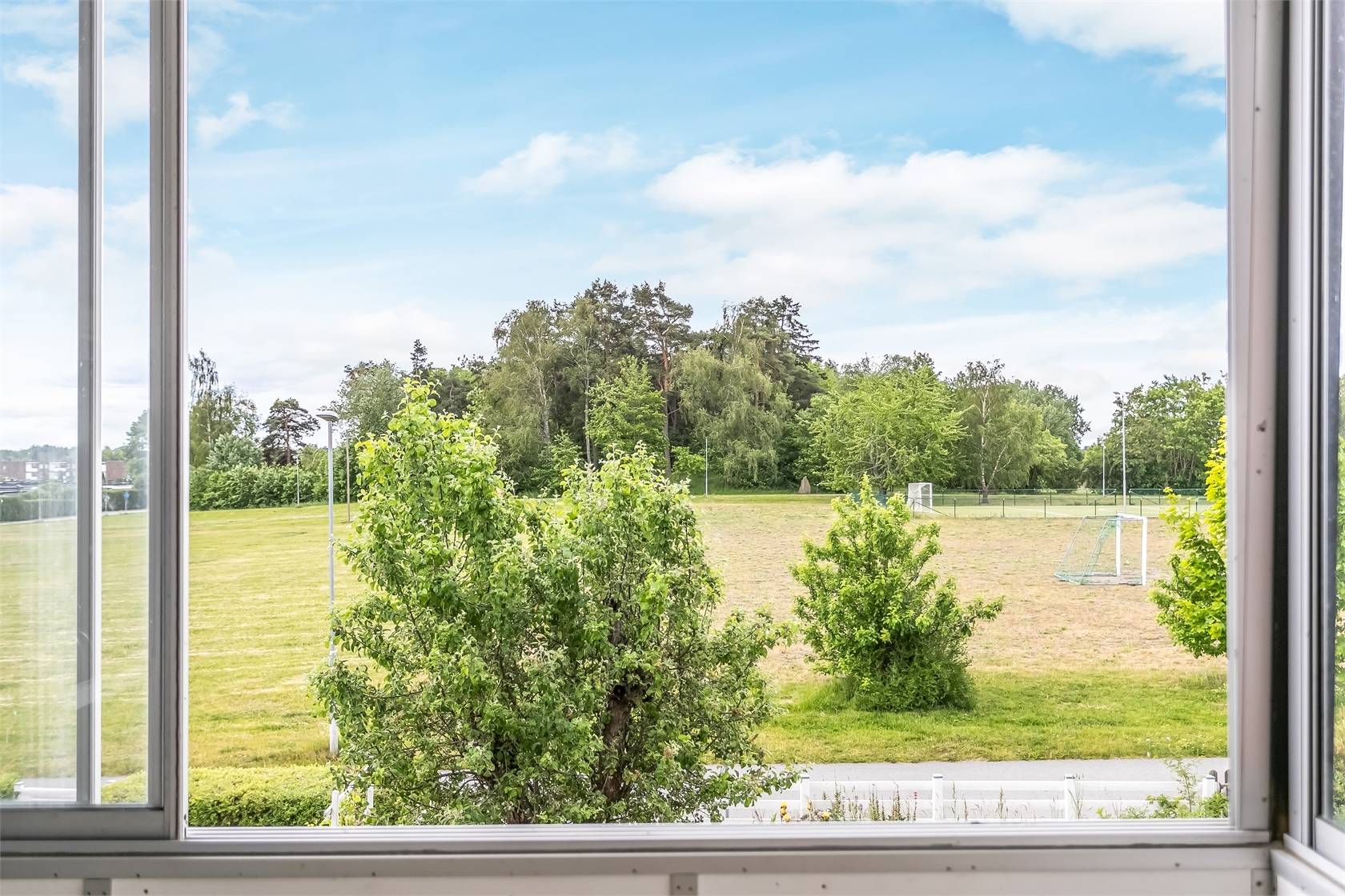 6 rum Radhus på Kattfotstigen 16 Bro - Finnsta Upplands-Bro kommun - bild 13