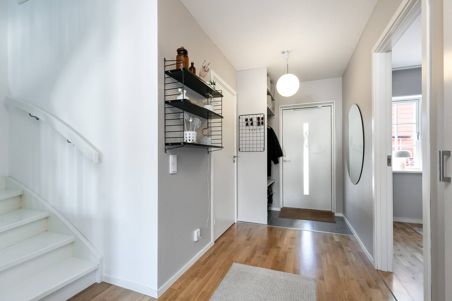 6 rum Par-/kedje-/radhus på Nästegårdsvägen 37B Lillån Örebro kommun - bild 15