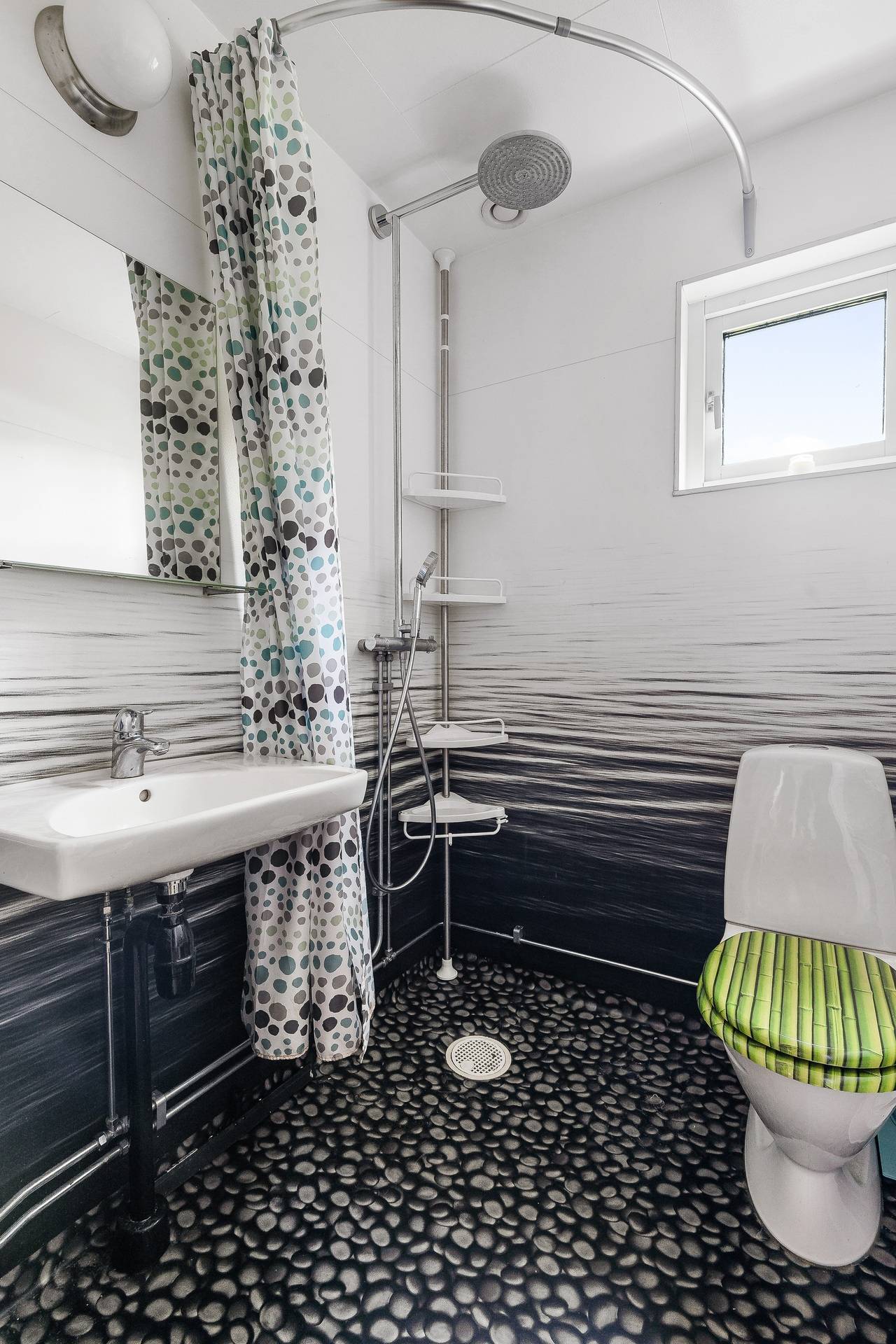 5 rum Villa på Fackelvägen 21 Skokloster Håbo kommun - bild 16