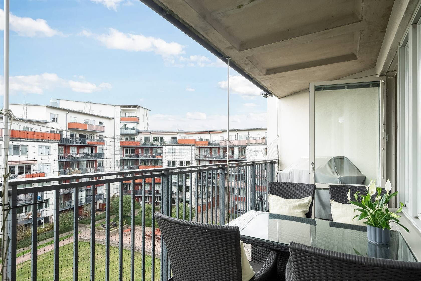 5 rum lägenhet på Gustav III:s boulevard 99 Frösunda, Solna kommun - bild 2