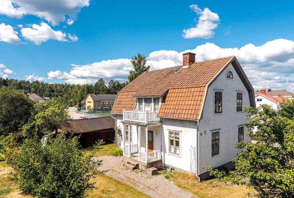 7 rum Villa på Franserudsvägen 32 Centrala Bengtsfors Bengtsfors kommun - bild 2