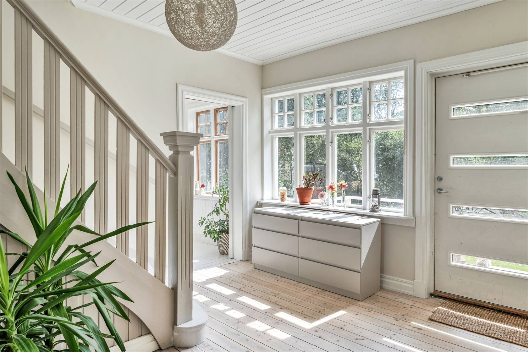8 rum Villa på Björkbackevägen 6 Östad/sjövik Lerums kommun - bild 8