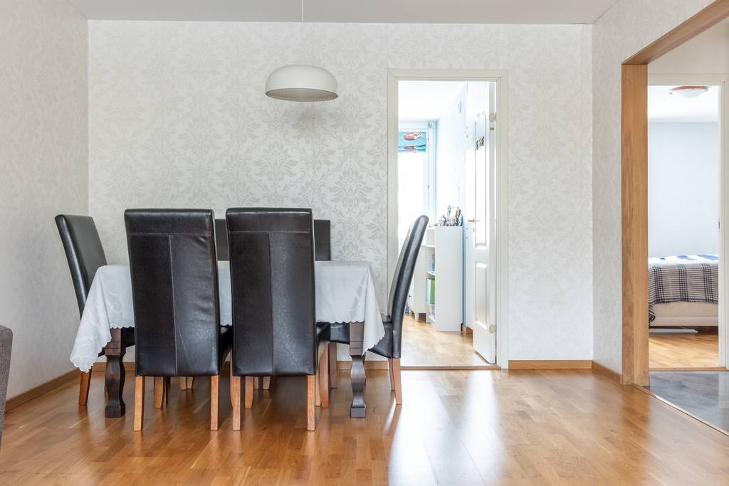 4 rum Lägenhet på Rävsnäsvägen 95, 1/2 trappa Örby slott/Älvsjö Stockholms kommun - bild 18