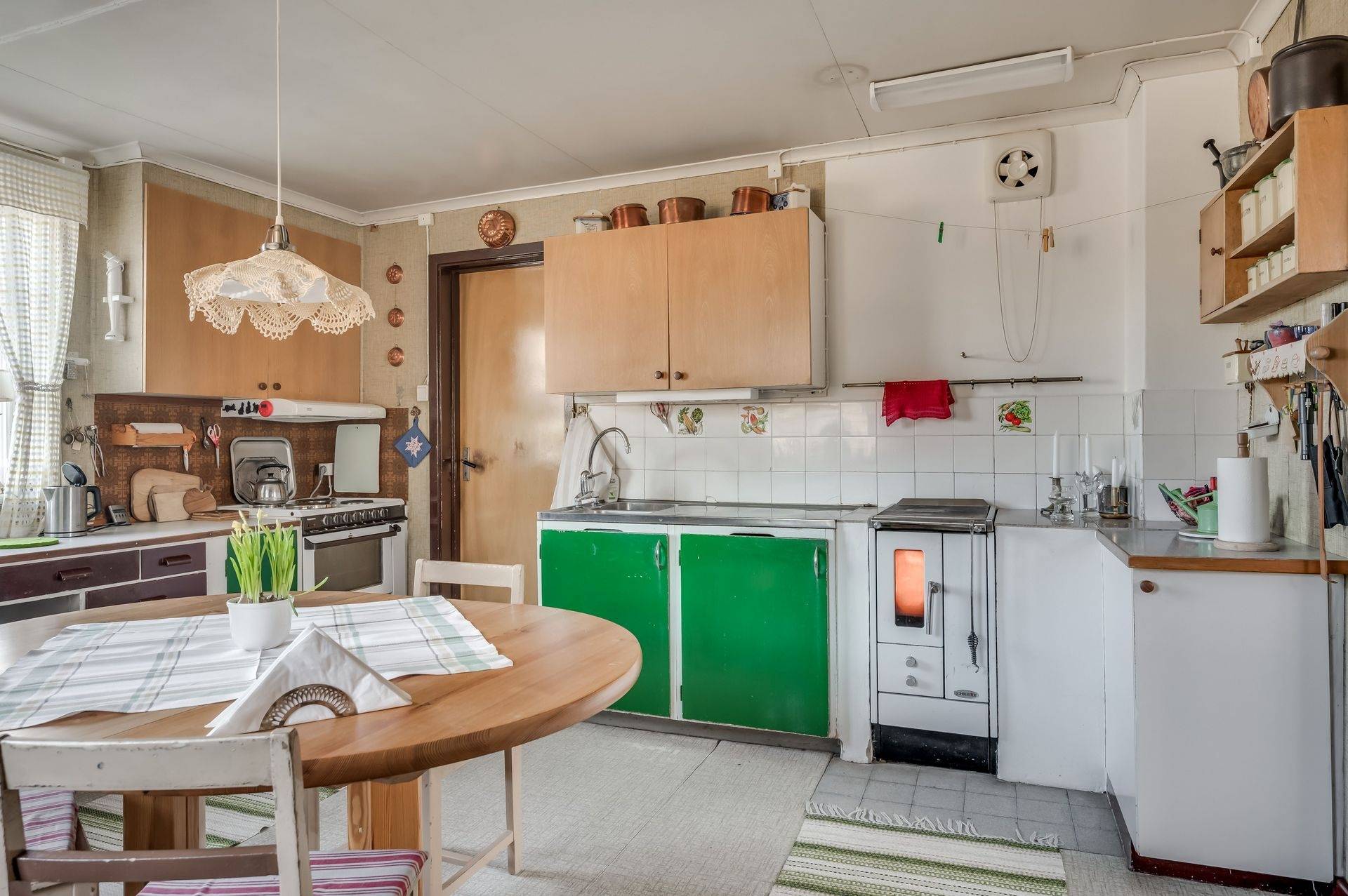 7 rum Gård med jordbruk på Aplungsåsen 56 Västra Ämtervik Sunne kommun - bild 12