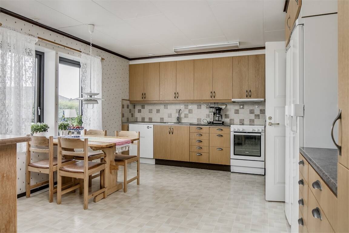 6 rum Villa på Skiftesvägen 18 Skultorp Skövde kommun - bild 11