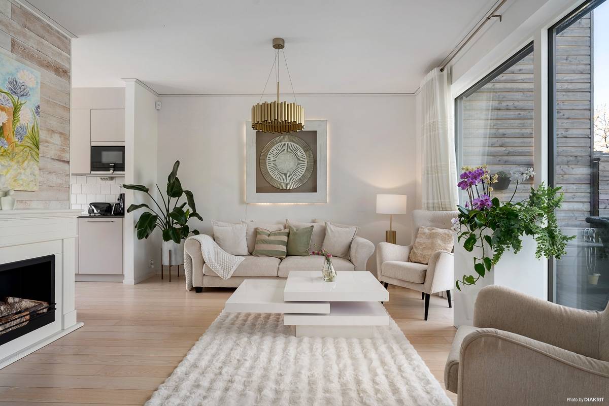 5 rum radhus på Stuterivägen 35 Vattmyra, Järfälla kommun - bild 2
