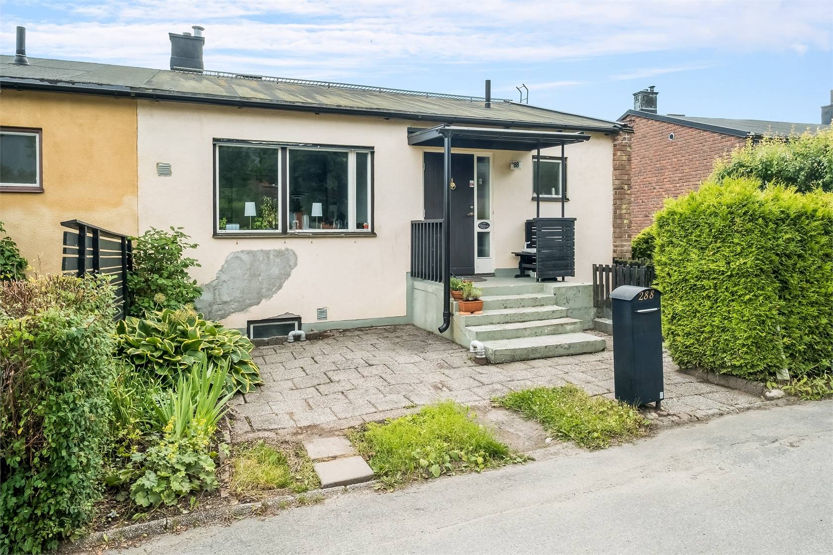 4 rum radhus på Värmlandsvägen 288 Farsta, Stockholms kommun - bild 1