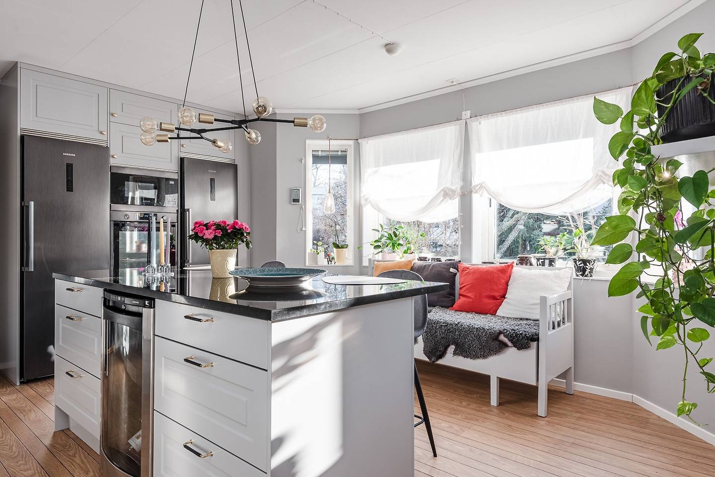 5 rum Villa på Sjöbovägen 5 Ekenäs Motala kommun - bild 2