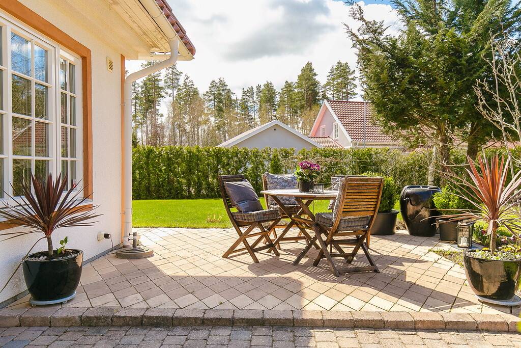 8 rum Villa på Finnebodavägen 3 Villa Giacomina Lidköpings kommun - bild 6