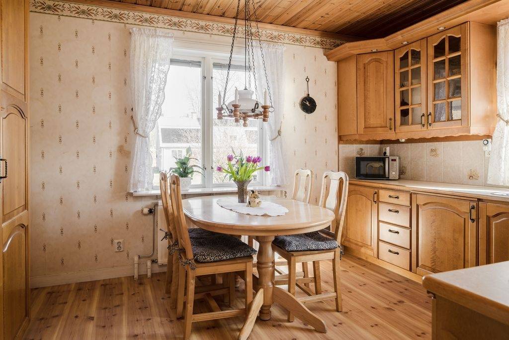 7 rum Villa på Istrums skola 1 Istrum Skara kommun - bild 4