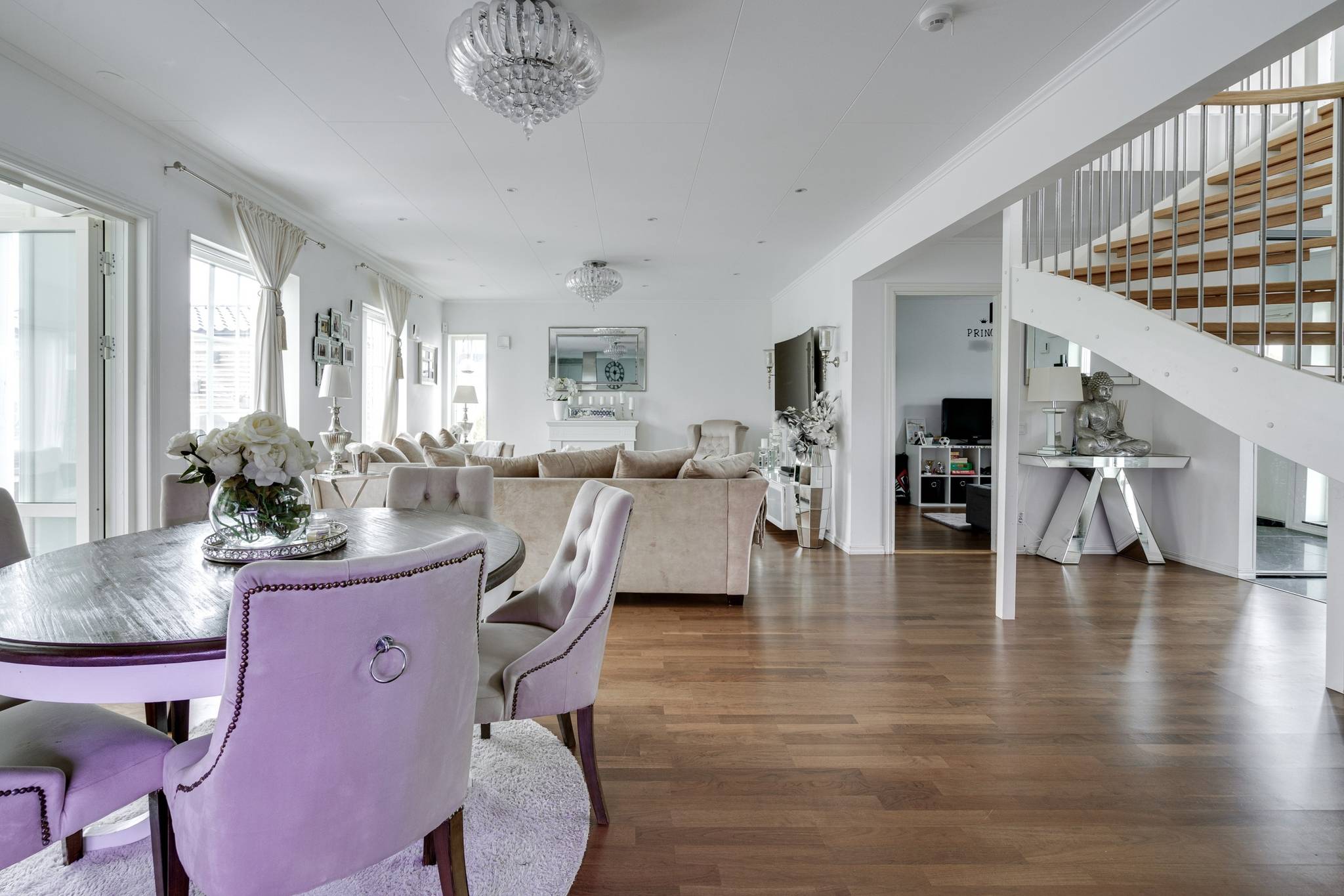 180 m² Villa på Persikogatan 12 Mellringe Örebro kommun - bild 8