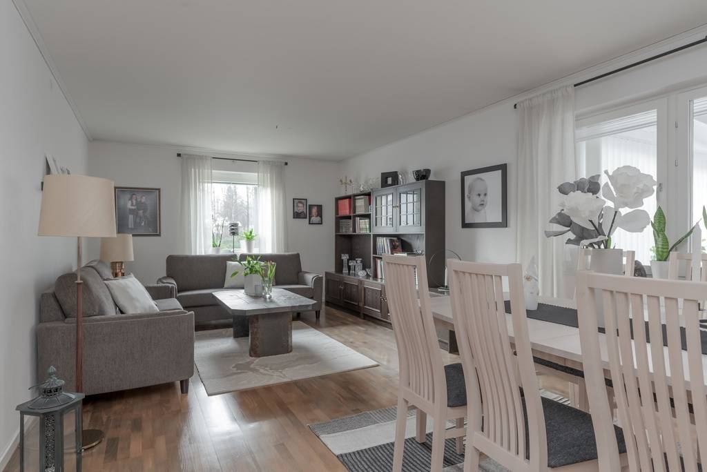4 rum Villa på Enebacksvägen 13 Enebacken Tidaholms kommun - bild 21